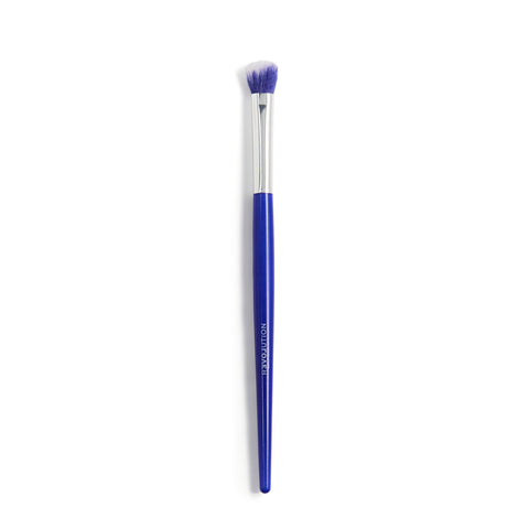 RELOVE by Revolution Fluffy Blending Brush