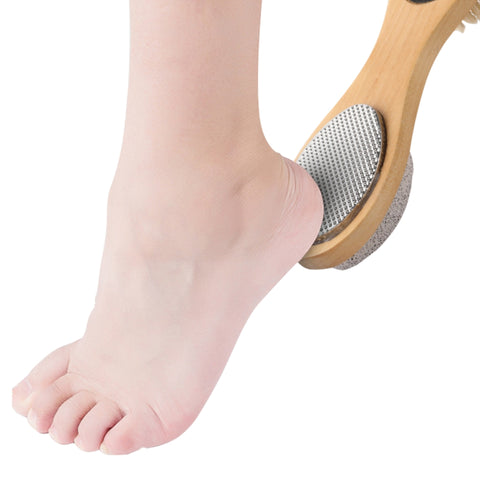 Foot File 4 en 1 Brosse Et Râpe à pieds