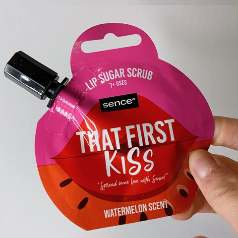 SENCE That First Kiss | Scrub Labial